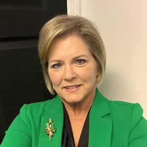 Meet your Posher, Pam